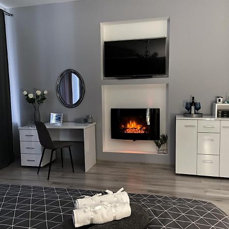 Studio 5 Braşov Extérieur photo