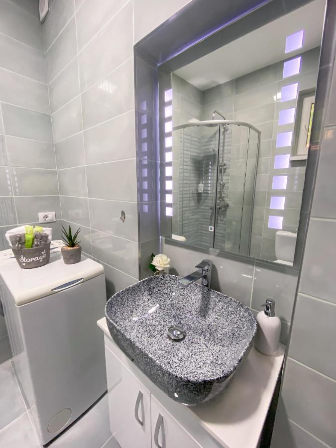 Studio 5 Braşov Extérieur photo